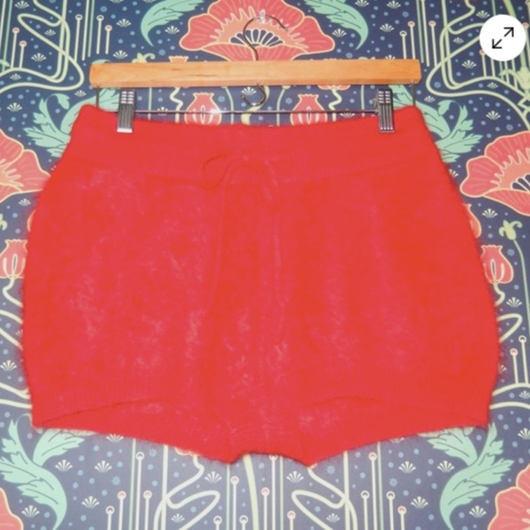 NoName Dotty 100% Brushed Cashmere Knit Red Boy Shorts Hot Pants Nwt L - Picture 2 of 5